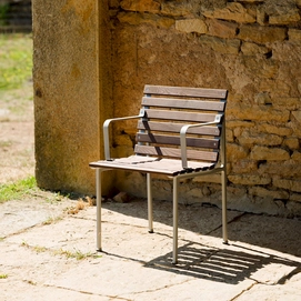 2---traverse-armchair_imageslider_2