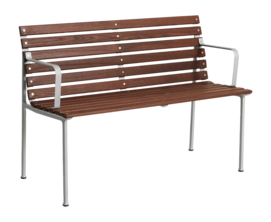 Tuinbank HAY Traverse Dining Bench W. Arm Heat Treated Oiled Ash