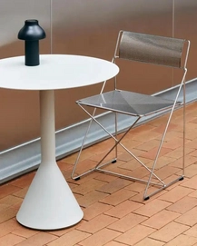 2---hay-palissade-cone-table-74873_800x800