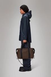 4---Hilo_Weekend_Bag_Small-Weekender-14220-23_Frame-14