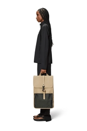 3---13590_sand_ss25_women_1