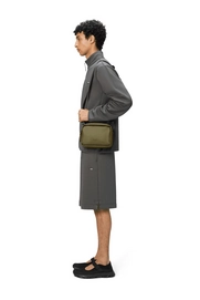14100_revel_SS25_men_1