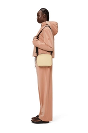 14100_gleam_ss25_women_1