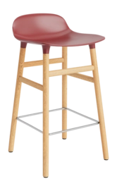 Barstoel Normann Copenhagen Form Barstool 65 cm Oak Red