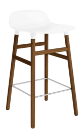 Barstoel Normann Copenhagen Form Barstool 65 cm Walnut White