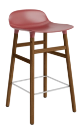 Barstoel Normann Copenhagen Form Barstool 65 cm Walnut Red