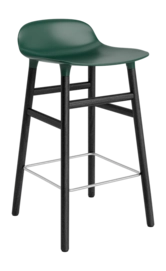 Barstoel Normann Copenhagen Form Barstool 65 cm Black Oak Green