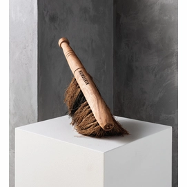 2---Humdakin_wood_hand_broom-Wood_brushes-52_1624x1800
