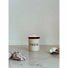 Scented_candle_-_Yucca-Fragrance-197-00_Neutral_No_color-2_1349x1799