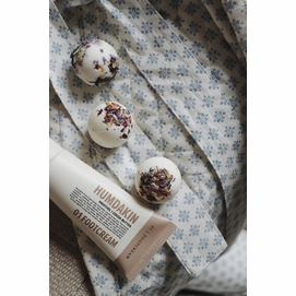 Foot_cream-Hair_and_Body_care-583-00_Neutral_No_color-4_1200x1800