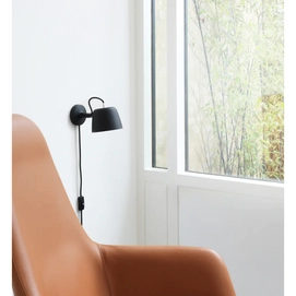 5---2022_Tub_Wall_Lamp_Black_02