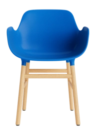 Stoel Normann Copenhagen Form Armchair Oak Bright Blue