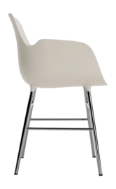 4---normann-copenhagen-spisebordsstol-normann-copenhagen-form-armchair-steel-chrome-light-grey-7082669
