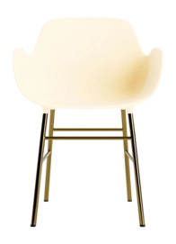 2---normann-copenhagen-spisebordsstol-normann-copenhagen-form-armchair-steel-brass-cream-365099