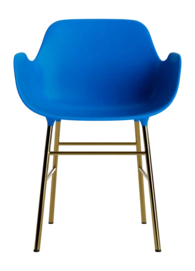 2---normann-copenhagen-spisebordsstol-normann-copenhagen-form-armchair-steel-brass-bright-blue-6055599