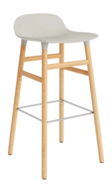 Barstoel Normann Copenhagen Form Barstool 75 cm Oak Light Grey