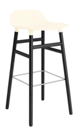 Barstoel Normann Copenhagen Form Barstool 75 cm Black Oak Cream