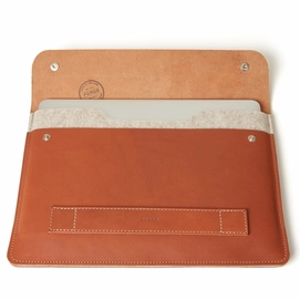 Laptophoes Castelijn & Beerens Renee Willem Macbook Sleeve 13" Lichtbruin