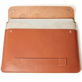 Laptophoes Castelijn & Beerens Renee Willem Macbook Sleeve 15" Lichtbruin