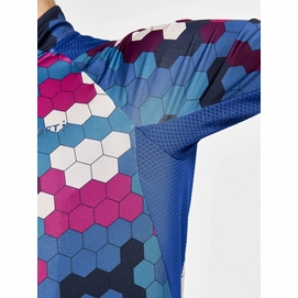 6---1910521-007371_Adv Endur Graphic Jersey M_Closeup5