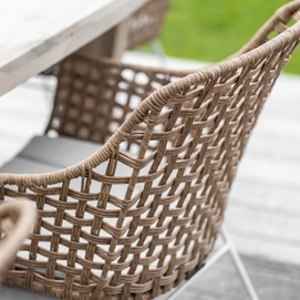 6---2023 M&L fibre Aria chair safari detail