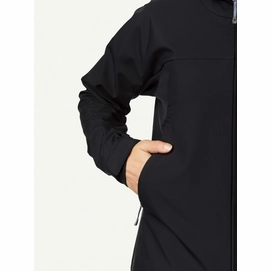 6---Ws-Pace-Jacket_True-Black_800054_900-5_DET_1001_C_72