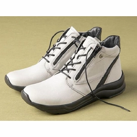 6---wolky-hoge-veterschoenen-05891-glacier-24104-winterwit-leer-sfeer