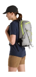 6---Aerios-15-Backpack-Pixel-Sprint-Women-s-Side-View-Left-_no-bg