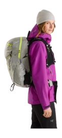 S23-X000006735-Aerios-30-Backpack-Pixel-Sprint-Women-s-Side-View-Right-_no-bg