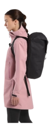 7---S23-X000007099-Granville-25-Backpack-Black-Side-View-Left-_no-bg