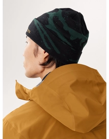 S24-X000009253-Grotto-Toque-Dark-Magic-Back-View