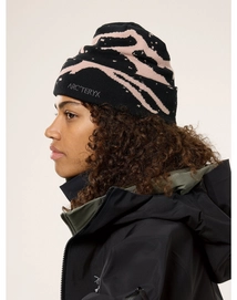 4---S24-X000009253-Grotto-Toque-Black-Alpine-Rose-Side-View