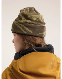 3---S24-X000009253-Grotto-Toque-Chloris-Forage-Hover