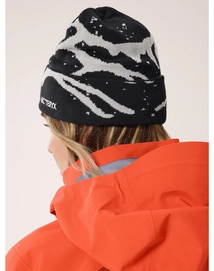 2---F24-X000009253-Grotto-Toque-Black-Void-Back-View