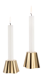 2---1069011_iittalaemea_02_iittala_aalto-candle-holder-50mm_65mm-brass-2-set