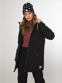 6611512_290_model_front-half_02_web