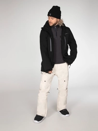 6710602_290_model_front-full_02_web