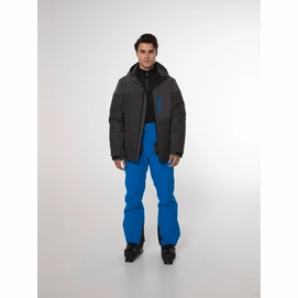 6711212_899_model_front-full_02_web