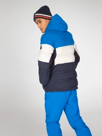 6711802_905_model_back-half_01_web