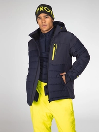 6711902_905_model_front-half_02_web
