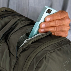 7---Nebula_Zippered scratch-free sunglasses and electronics pocket