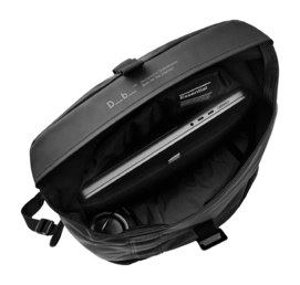 6---Essential_Backpack_12L_Black_Out_Db_4-_no-bg