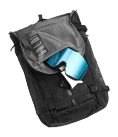 5---Backcountry_Backpack_25L_Black_Out-7