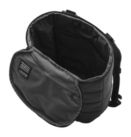 6---Roamer_Duffel_Pack_25L_packing_5-_no-bg