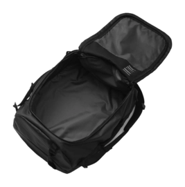 2---Roamer_Duffel_60L_packing_1-_no-bg