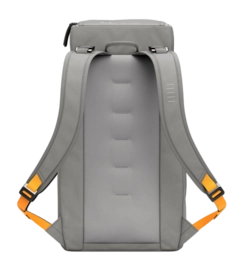 7---Hugger_20Backpack_2025L_20Sand_20Grey-7-_no-bg