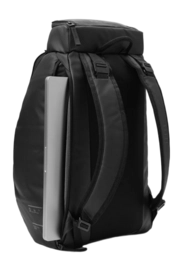 7---Hugger_20Backpack_2030L_20Line_20Cluster04-3-_no-bg