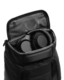 9---Hugger_20Backpack_2025L_20Midnight_20Teal