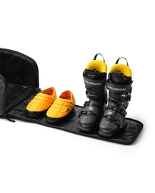 7---Hugger_Bootbag_45L_Black_Out-6
