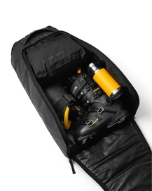8---Hugger_Bootbag_45L_Black_Out-8